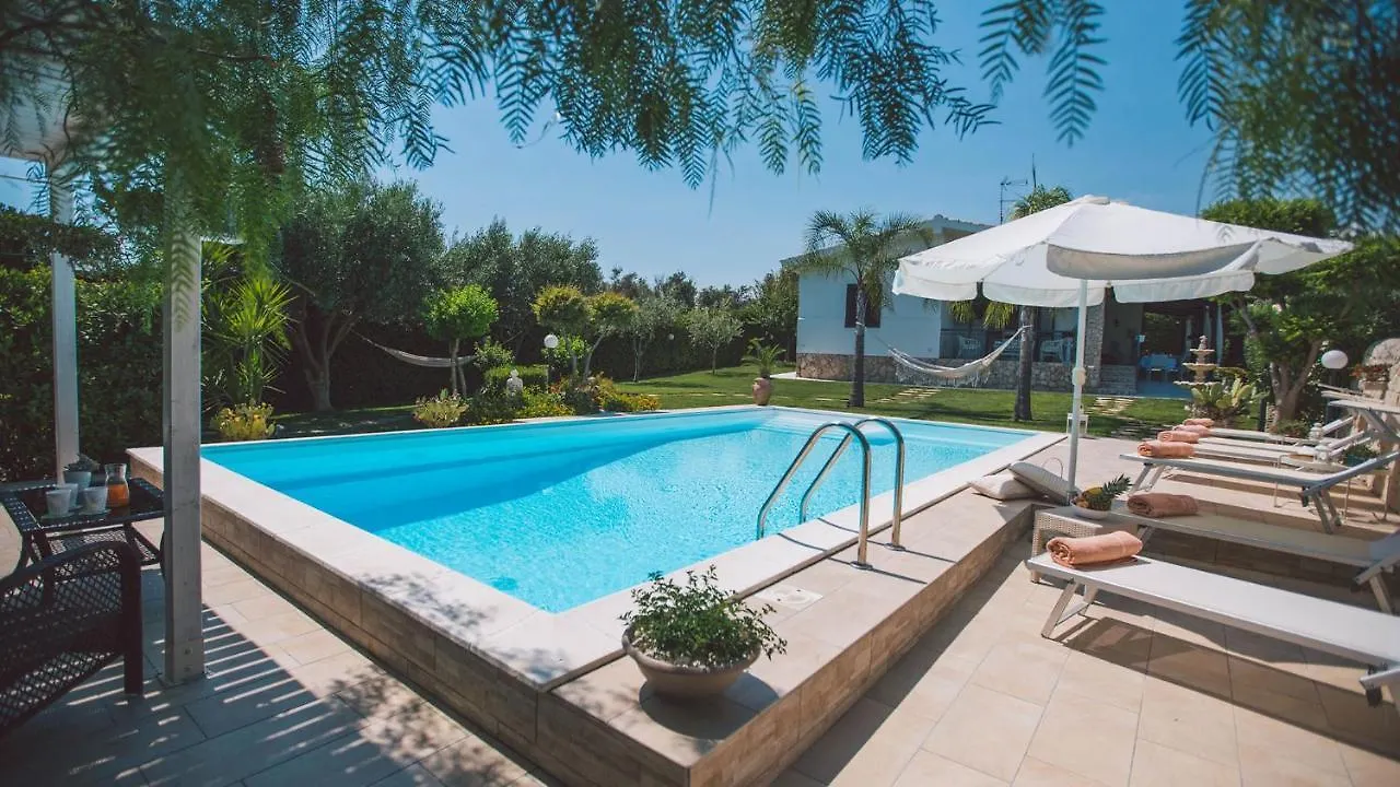 Villa Ferradina 4&2, Emma Villas location